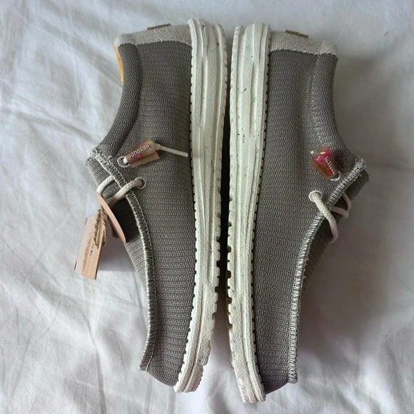 NWT Hey Dude Wally Eco Sox Desert Brown Shoes - Picture 2 of 8